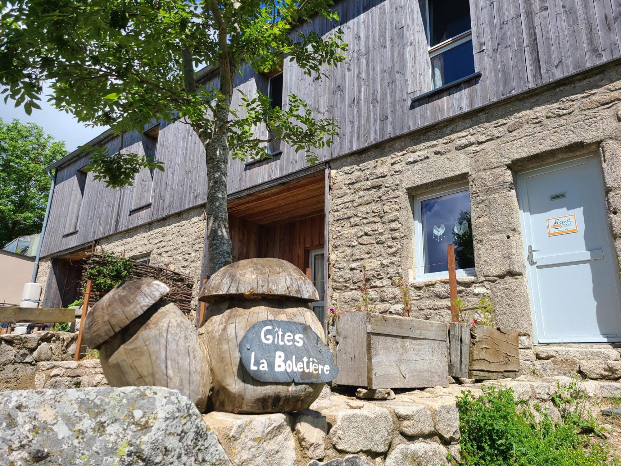 Gites La Boletiere Saint-Étienne-du-Valdonnez Exteriér fotografie